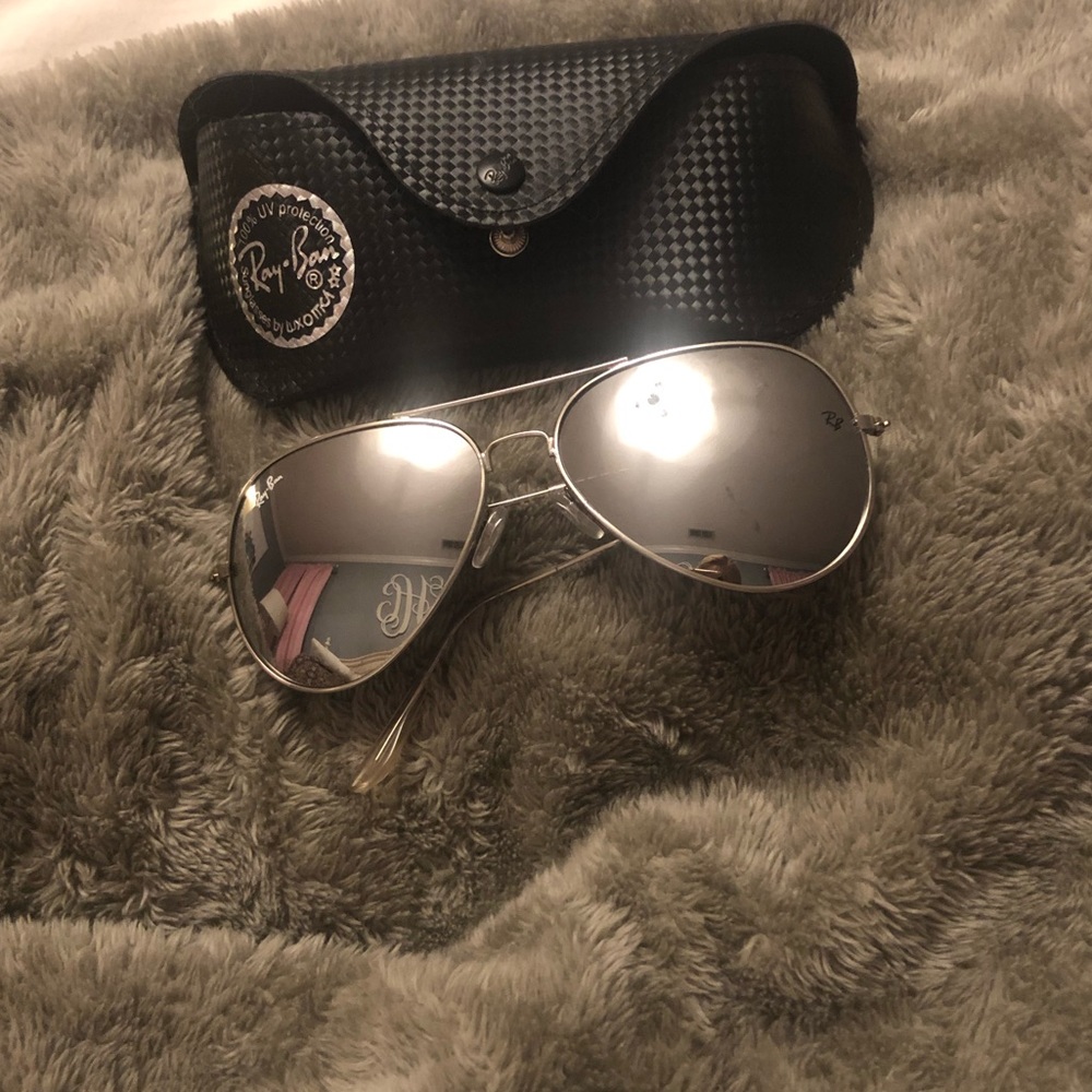 Silver mirrored aviator RAYBAN sunglasses